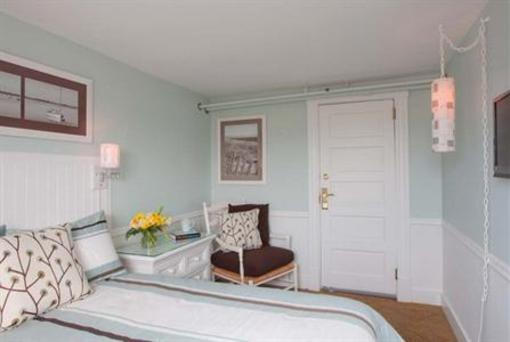 фото отеля Vineyard Square Hotel & Suites