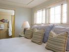 фото отеля Vineyard Square Hotel & Suites