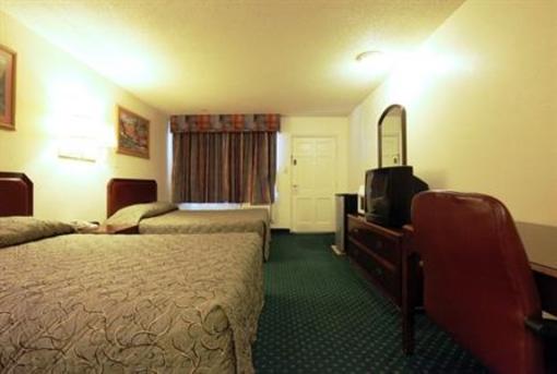 фото отеля Americas Best Value Inn and Suites - Flagstaff E. Route 66
