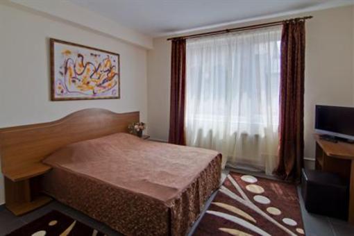 фото отеля Hotel Tranzzit Bucharest