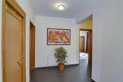 фото отеля Hotel Tranzzit Bucharest