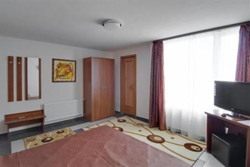 фото отеля Hotel Tranzzit Bucharest