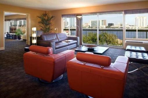 фото отеля Wyndham Jacksonville Riverwalk