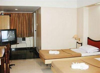 фото отеля Hotel Rajdhani Hyderabad