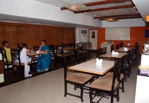 фото отеля Hotel Rajdhani Hyderabad
