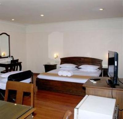 фото отеля Hotel Rajdhani Hyderabad