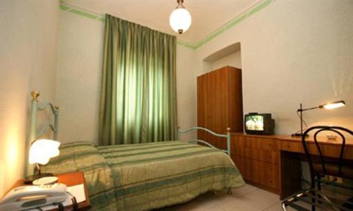 фото отеля Albergo Universo