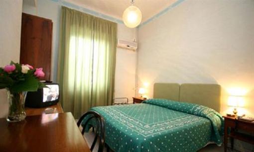 фото отеля Albergo Universo