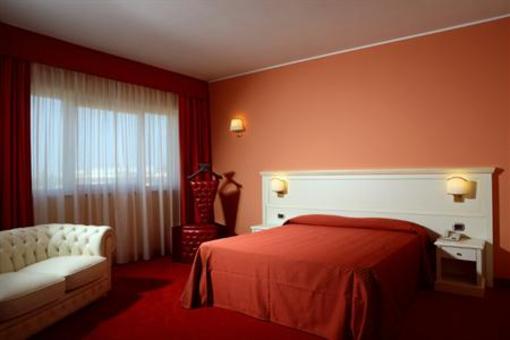 фото отеля Semiramide Palace Hotel