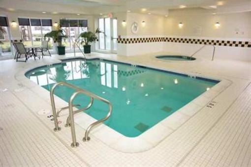 фото отеля Holiday Inn Marquette