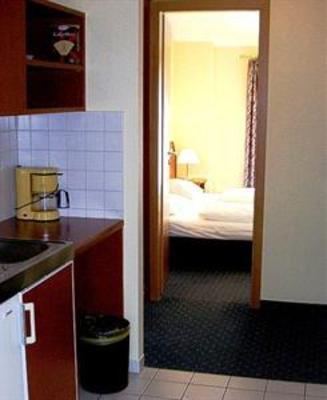 фото отеля Hotel Amadeus Dresden