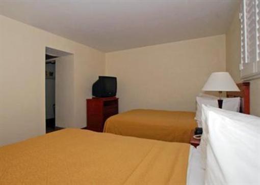 фото отеля Quality Inn Airport Tempe