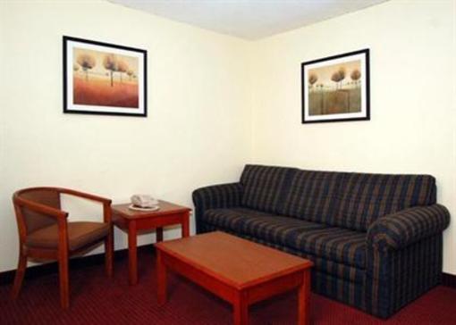 фото отеля Quality Inn Airport Tempe