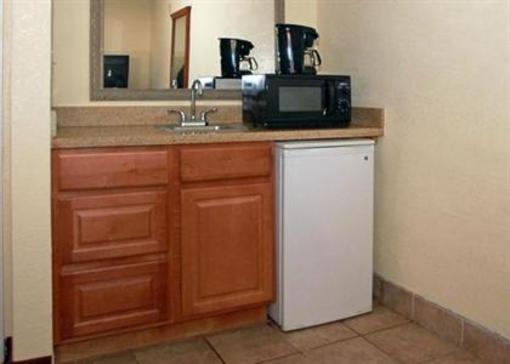 фото отеля Quality Inn Airport Tempe