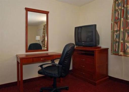 фото отеля Quality Inn Airport Tempe