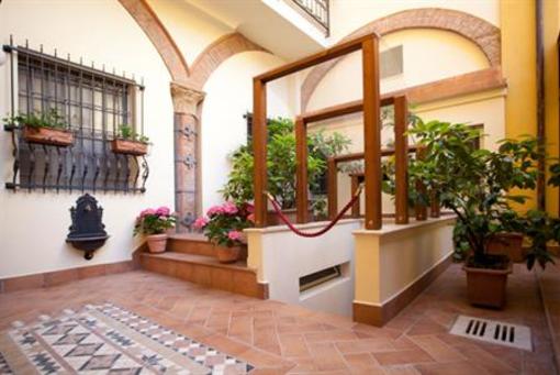 фото отеля Hotel Cavour Bologna
