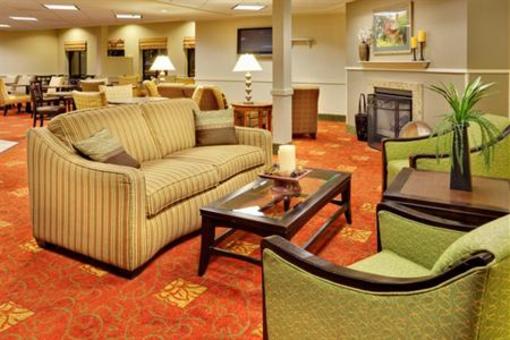 фото отеля Holiday Inn Express & Suites Bradley Airport
