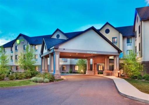 фото отеля Holiday Inn Express & Suites Bradley Airport