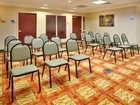 фото отеля Holiday Inn Express & Suites Bradley Airport