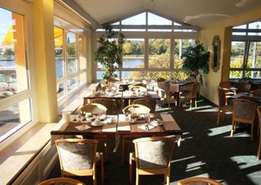 фото отеля Drachenfelshotel