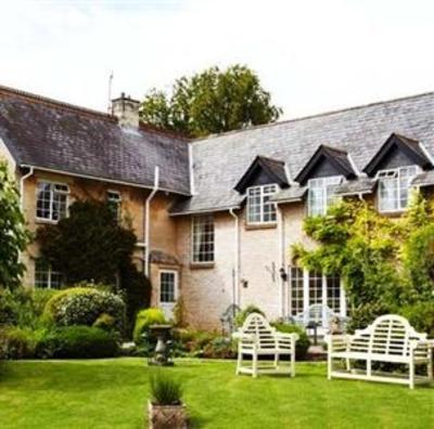 фото отеля Cricket Field House Salisbury
