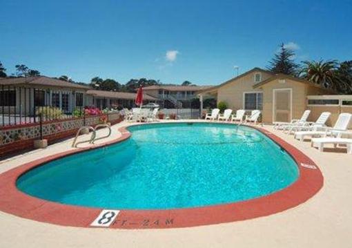 фото отеля Comfort Inn Monterey by the Sea