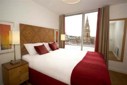 фото отеля Premier Apartments Liverpool