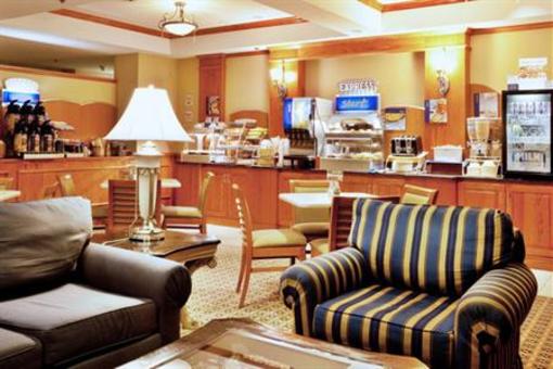 фото отеля Holiday Inn Express Hotel & Suites Brandermill Midlothian (Virginia)