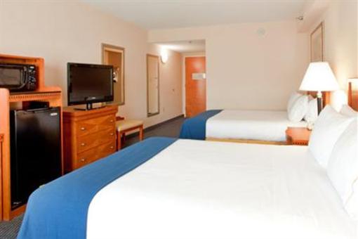 фото отеля Holiday Inn Express Hotel & Suites Brandermill Midlothian (Virginia)