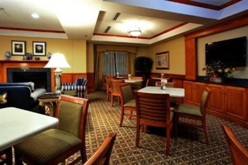 фото отеля Holiday Inn Express Hotel & Suites Brandermill Midlothian (Virginia)