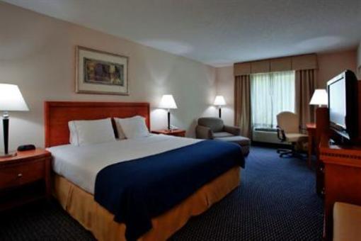 фото отеля Holiday Inn Express Hotel & Suites Brandermill Midlothian (Virginia)