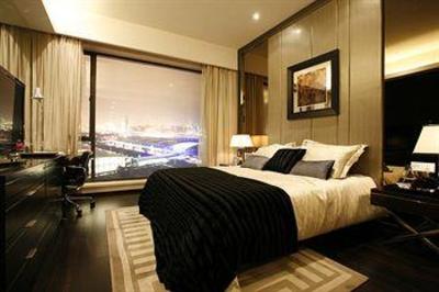 фото отеля Poly World Trading Center Serviced Apartment