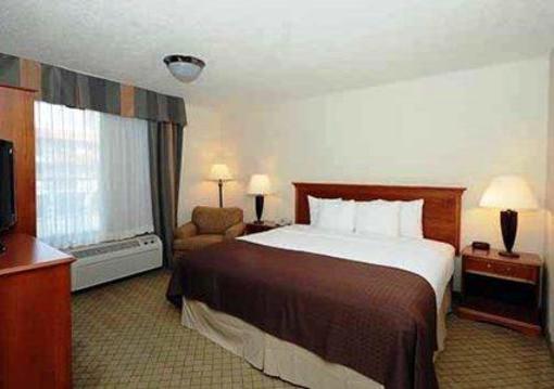 фото отеля Clarion Inn Channelview