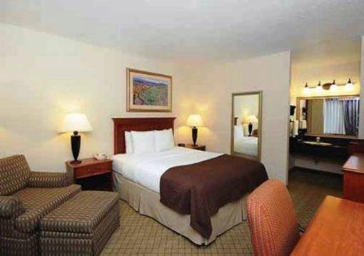 фото отеля Clarion Inn Channelview