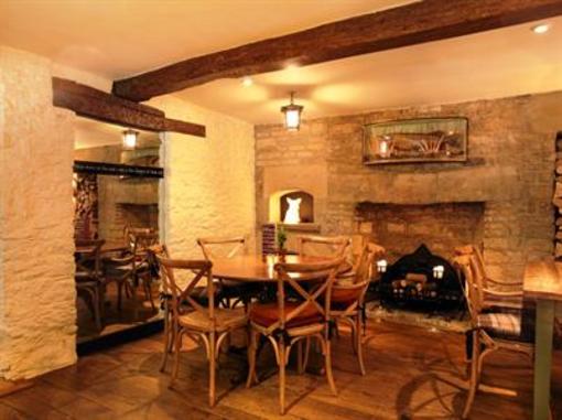 фото отеля Bear of Rodborough Hotel