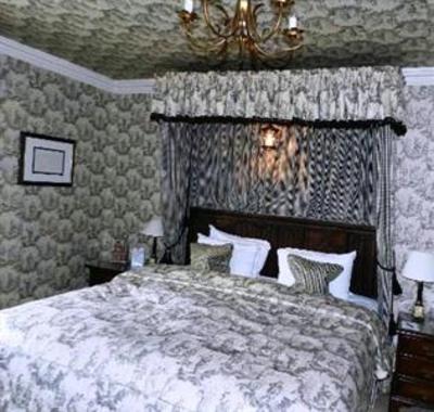 фото отеля Bear of Rodborough Hotel
