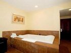 фото отеля Comfort Inn & Suites Airport Maspeth New York City