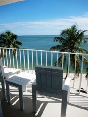фото отеля Postcard Inn Beach Resort & Marina at Holiday Isle