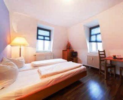 фото отеля Hostel & Pension NOlift Dresden
