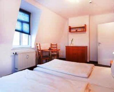 фото отеля Hostel & Pension NOlift Dresden