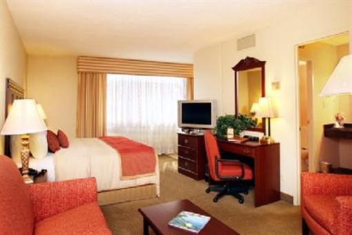 фото отеля Regency Suites Hotel Atlanta (Georgia)