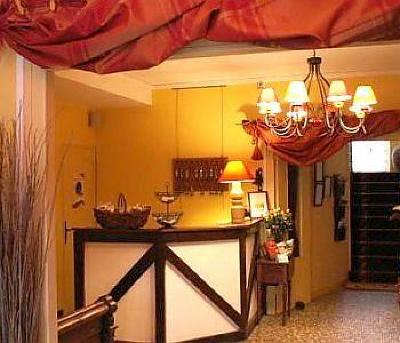 фото отеля Hotel Saint Cyr La Ferte-Saint-Cyr