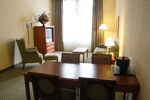 фото отеля Country Inn and Suites St Charles