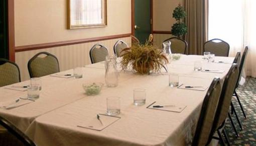 фото отеля Country Inn and Suites St Charles