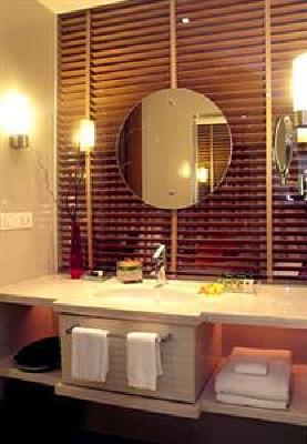 фото отеля Courtyard by Marriott Hotel Bangkok