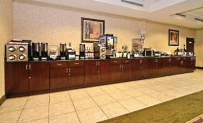 фото отеля BEST WESTERN Riverview Inn & Suites