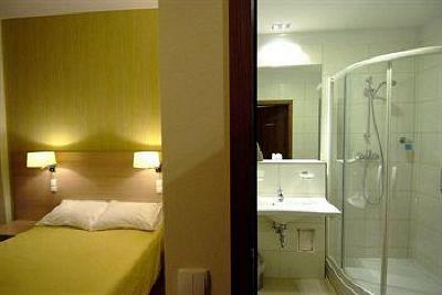 фото отеля Hotel Oliwski
