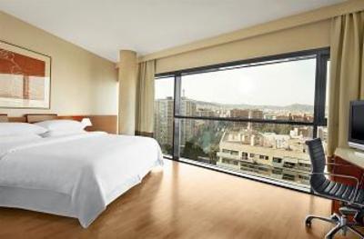 фото отеля Four Points by Sheraton Barcelona Diagonal