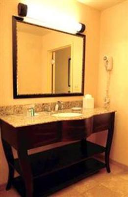 фото отеля Hampton Inn & Suites Durham North I-85