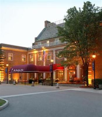 фото отеля The Dearborn Inn